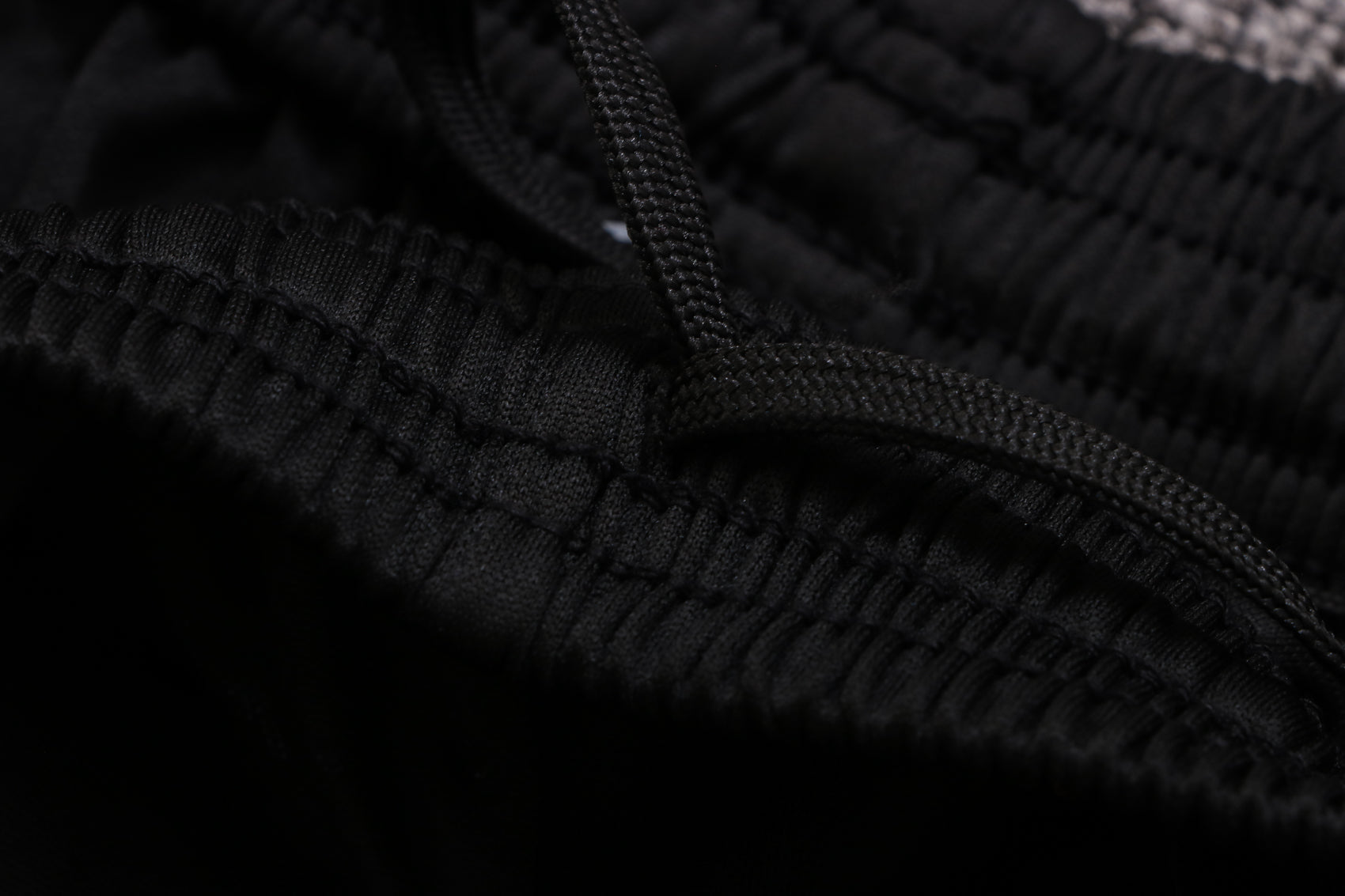 New Real Madrid TrackSuit Corto 2º
