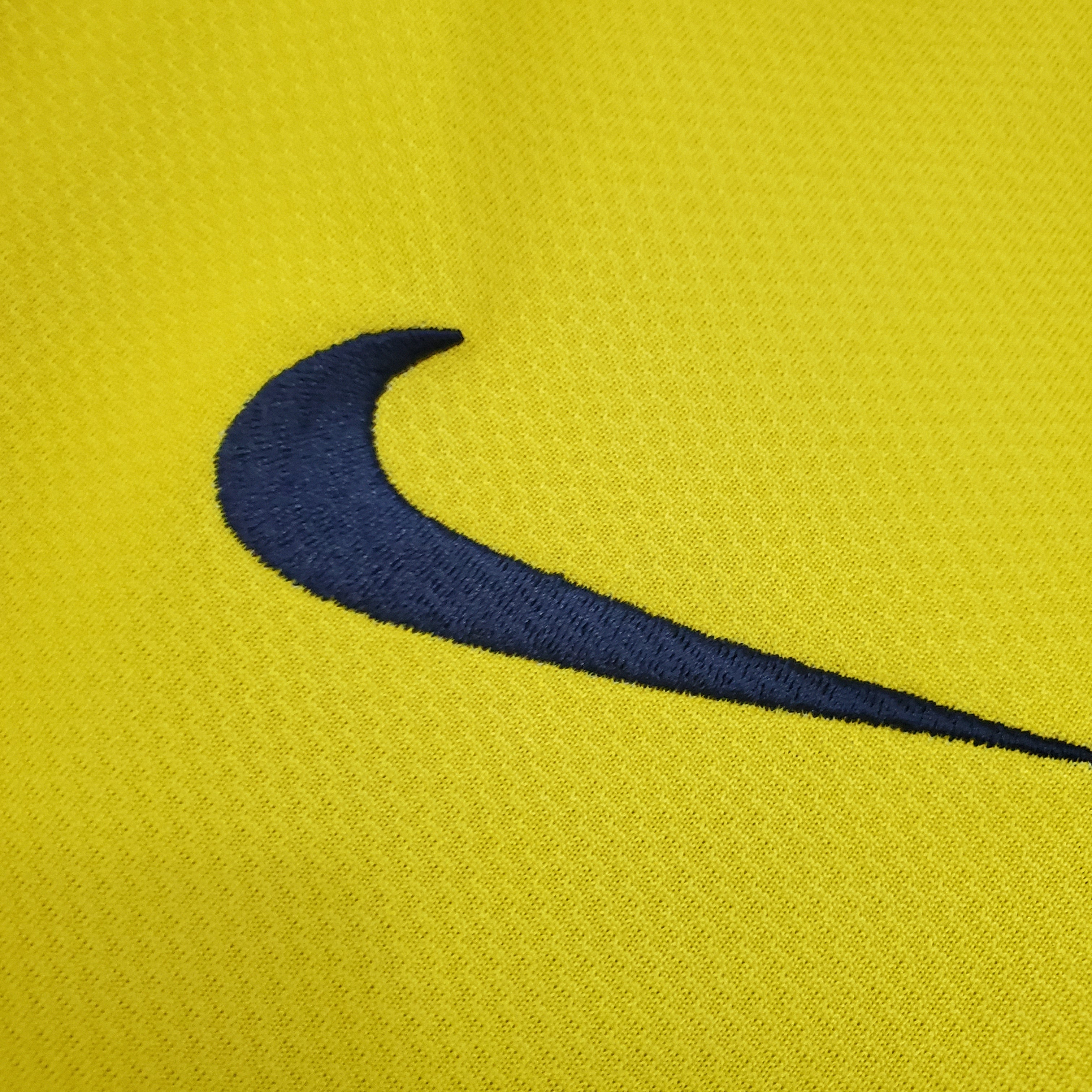 New FC Barcelona Retro Shirt 08/09