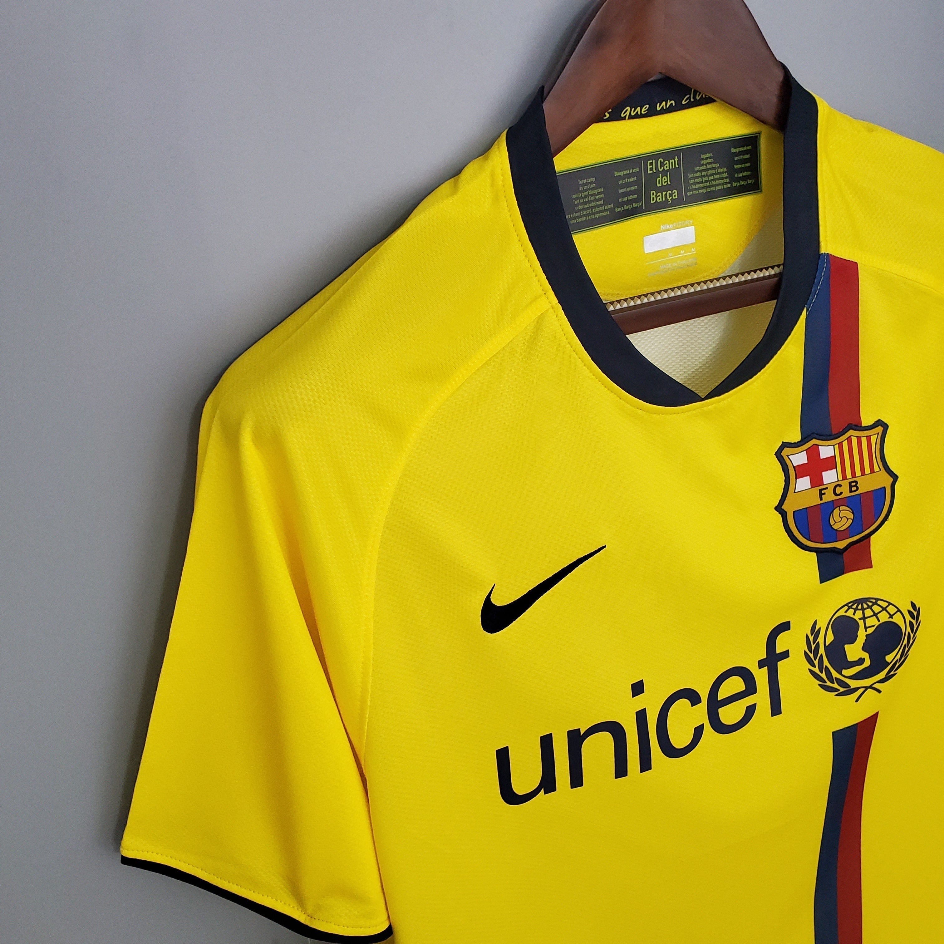 New FC Barcelona Retro Shirt 08/09