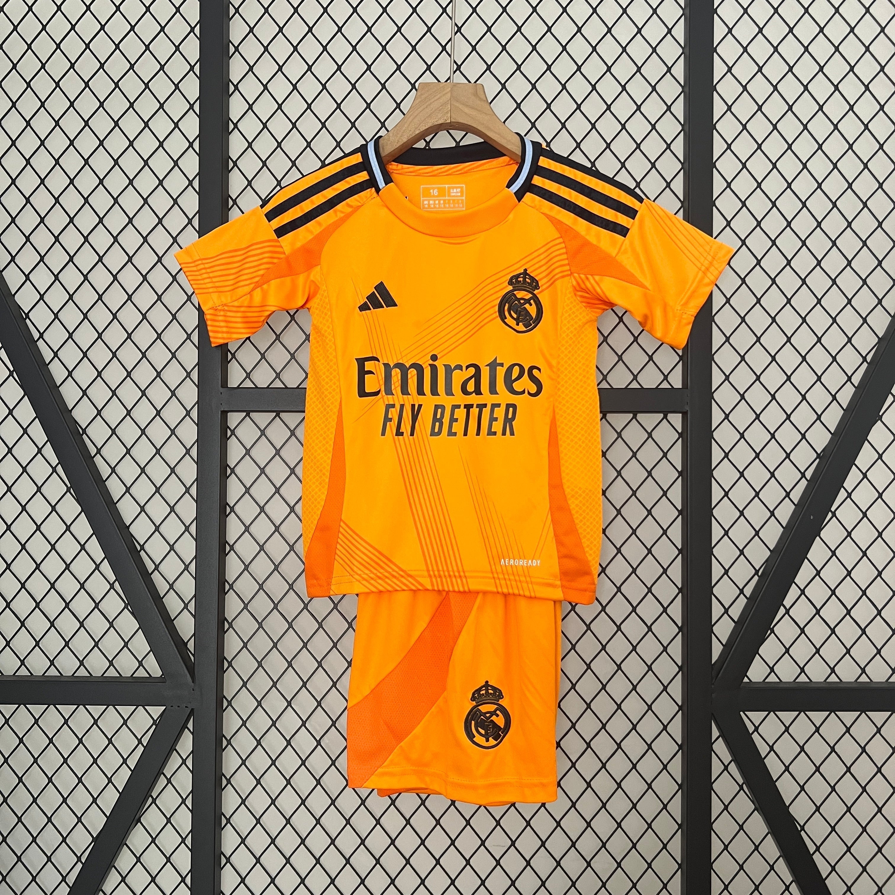 New Conjunto Niño Real Madrid Away 2024/25